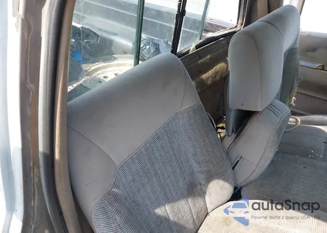 1990 Ford Ranger z USA, uszkodzony, nr VIN 1FTCR10A9LUC11065